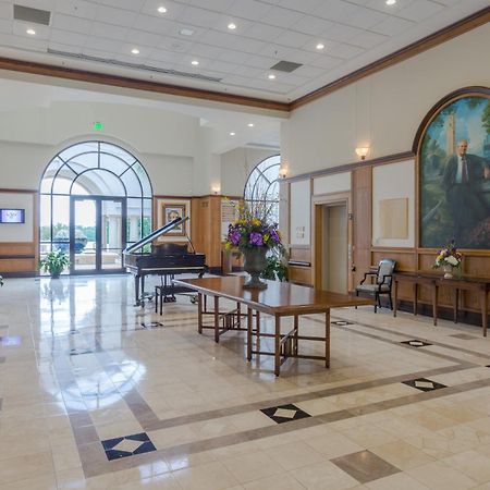 The Cook Hotel And Conference Center At Lsu Baton Rouge Exterior foto